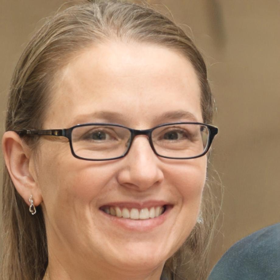 Portrait de Margaux Ferreira, formatrice en communication de marque